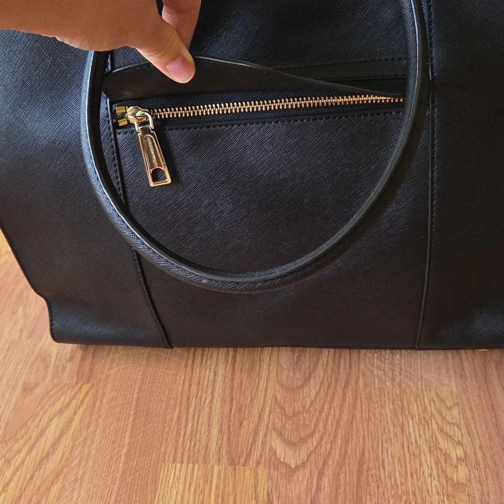 Rebecca Minkoff Bag Black Tote MAB Medium Saffiano‎ Leather Tote Luxury Chic